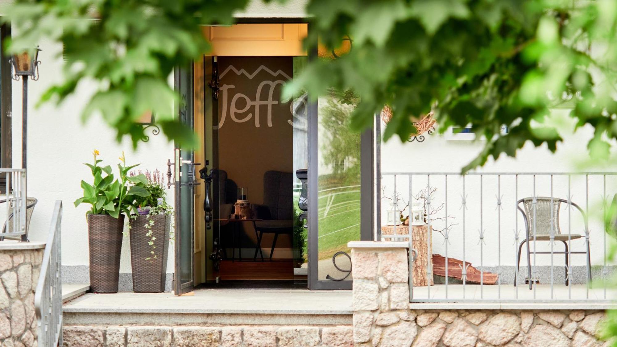 Jeff'S - Rooms With A Mountain View Bad Goisern Exterior foto